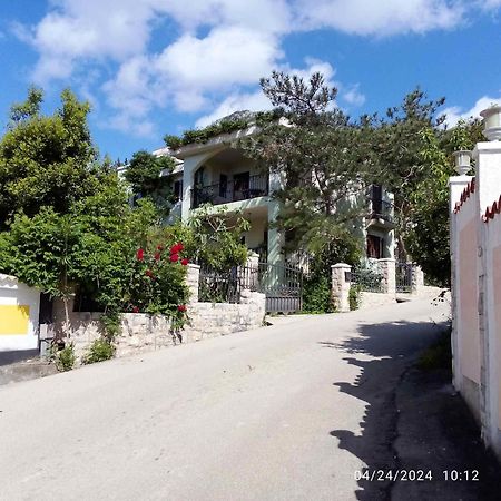 Vila Maljevik Сутоморе Экстерьер фото