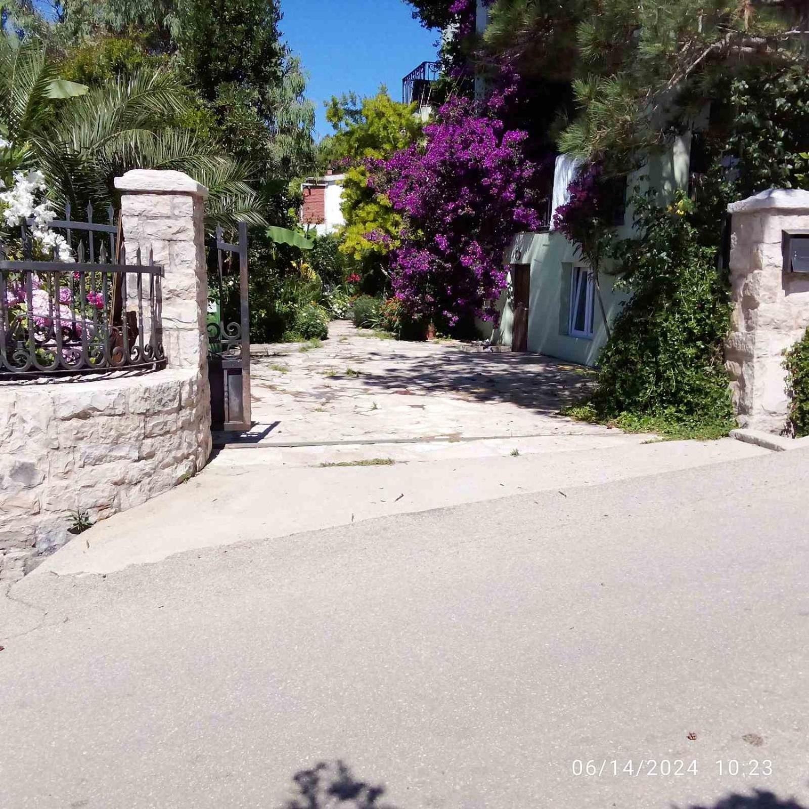 Vila Maljevik Сутоморе Экстерьер фото